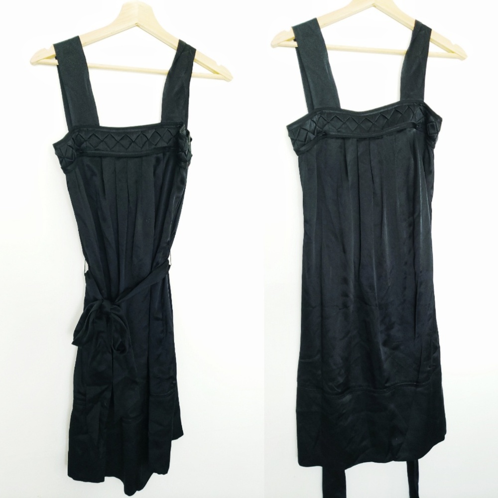 NWT  Black Banana Republic 100% silk dress